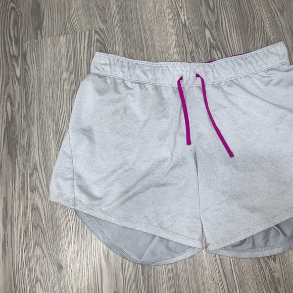 SOLD Nike light silver/ grey and purple shorts size small - Picture 4 of 9